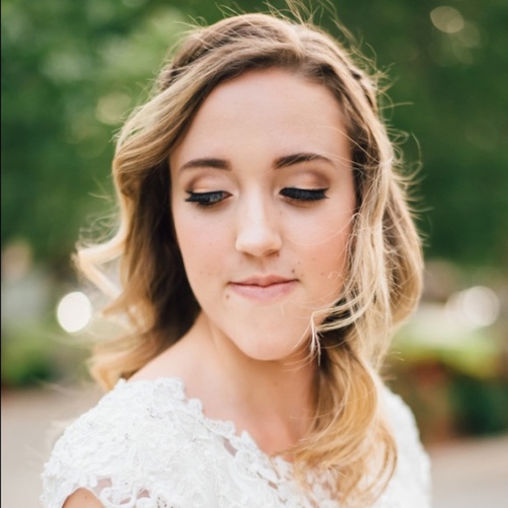 Meet your Posher, Natalie